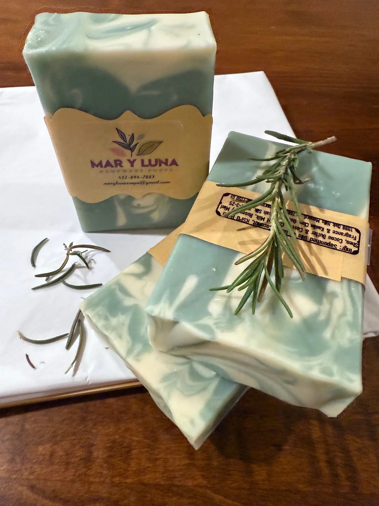 Handmade Rosemary Mint soap by Mar Y Luna